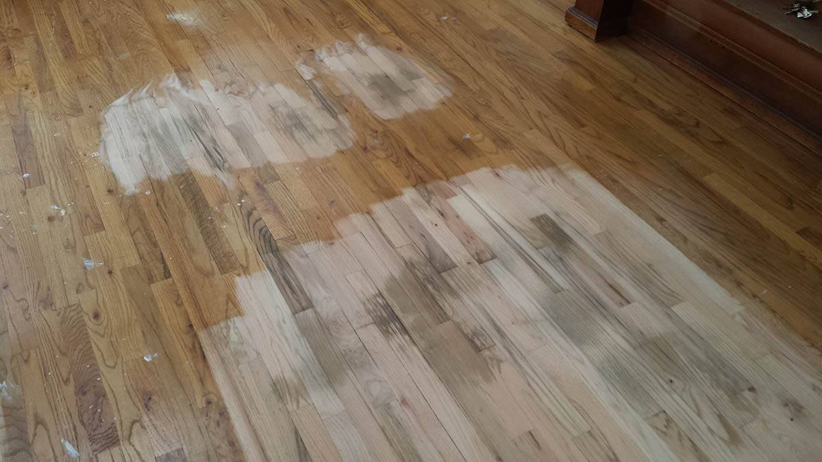 Oak hardwood floor repairs and sanding in Highland Park, IL by Midwest Hardwood Floors