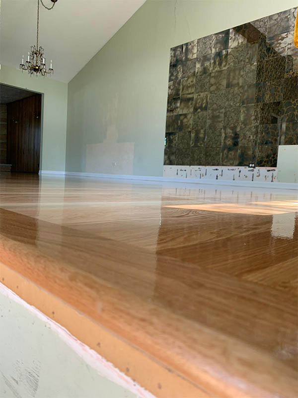 Finished white oak hardwood flooring installation by Midwest Hardwood Floors