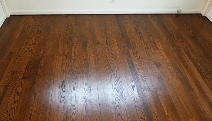Refinished oak hardwood floor in Northfield, IL by Midwest Hardwood Floors