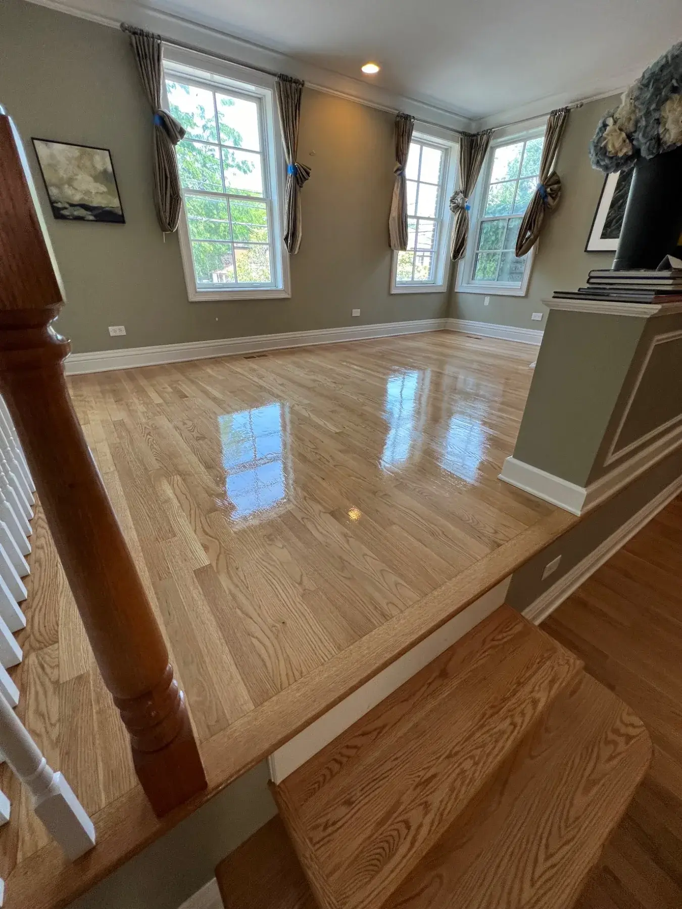 Refinished red oak hardwood floor in dining room in Wilmette, IL